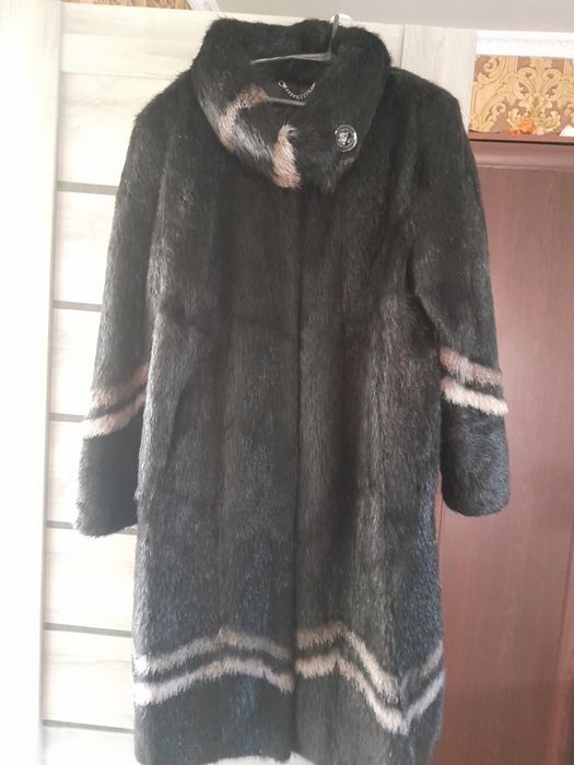 Зимовий жіночий одяг.