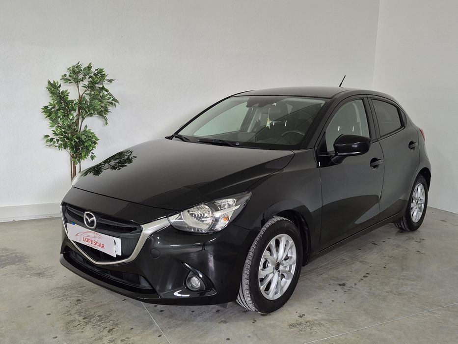 Mazda 2 1.5 - 2015 | GARANTIA | NACIONAL
