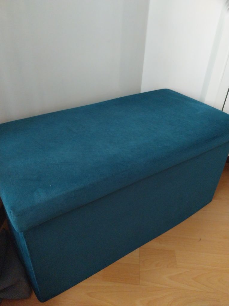 Banqueta azul petróleo