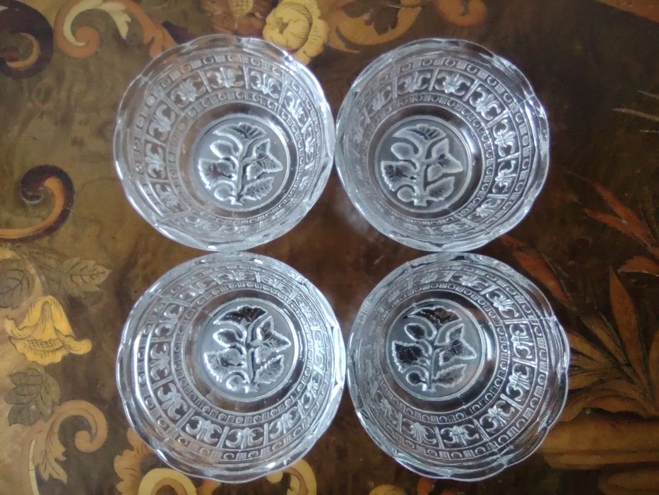 Stare szkło Hortensja poziomki konfiturówki 4sztuki kolekcja PRL