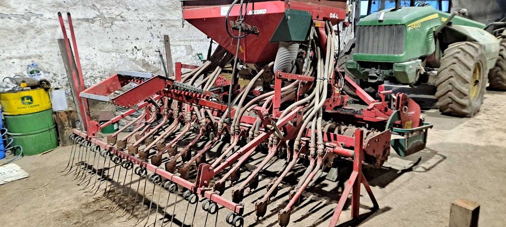 Agregat uprawowo - siewny kverneland Accord 3m