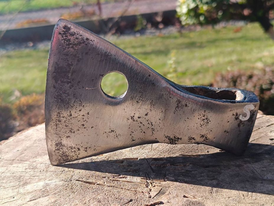 Siekiera S, kuta, stara, sztylisko hikora.