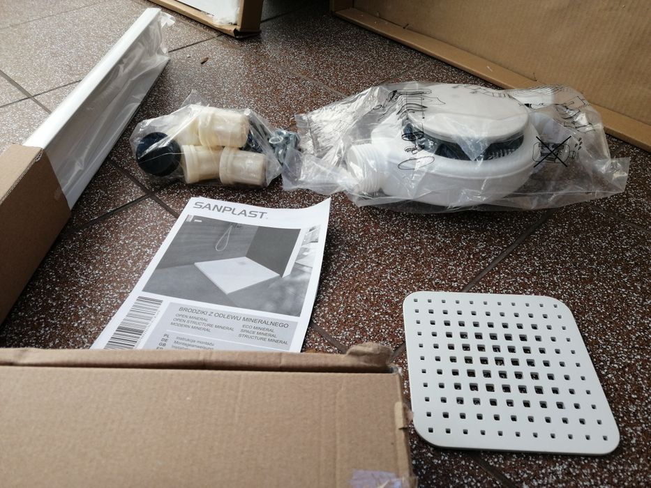 Brodzik Sanplast mineralny odlew 80x80 kwadrat Nowy powystawowy