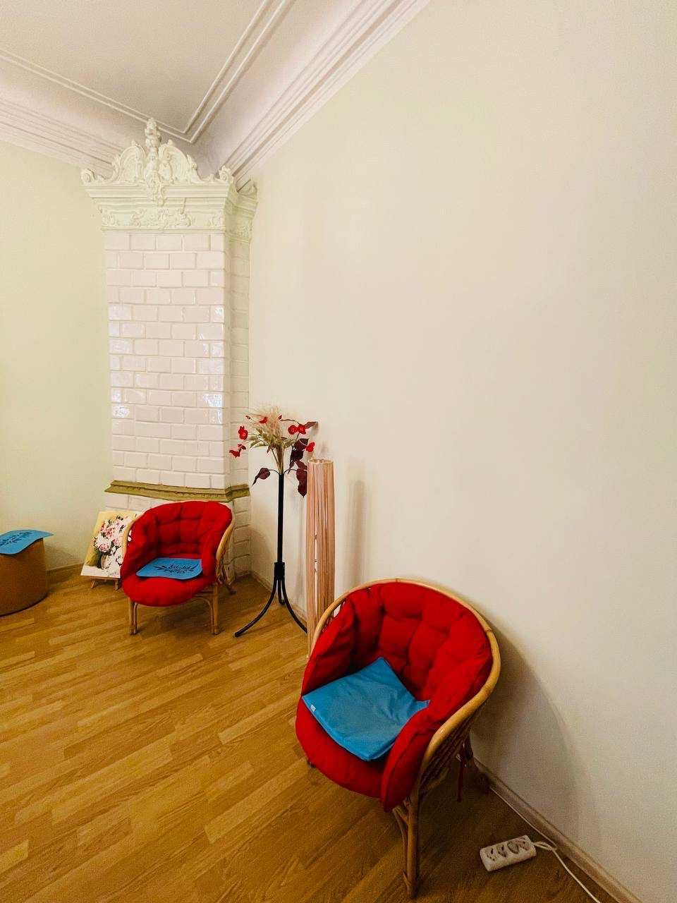 Продам 4-кімнатну квартиру в самому серці Одеси вул. Базарна!
