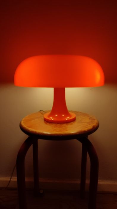 Candeeiro de mesa laranja Nessino - Artemide Vintage