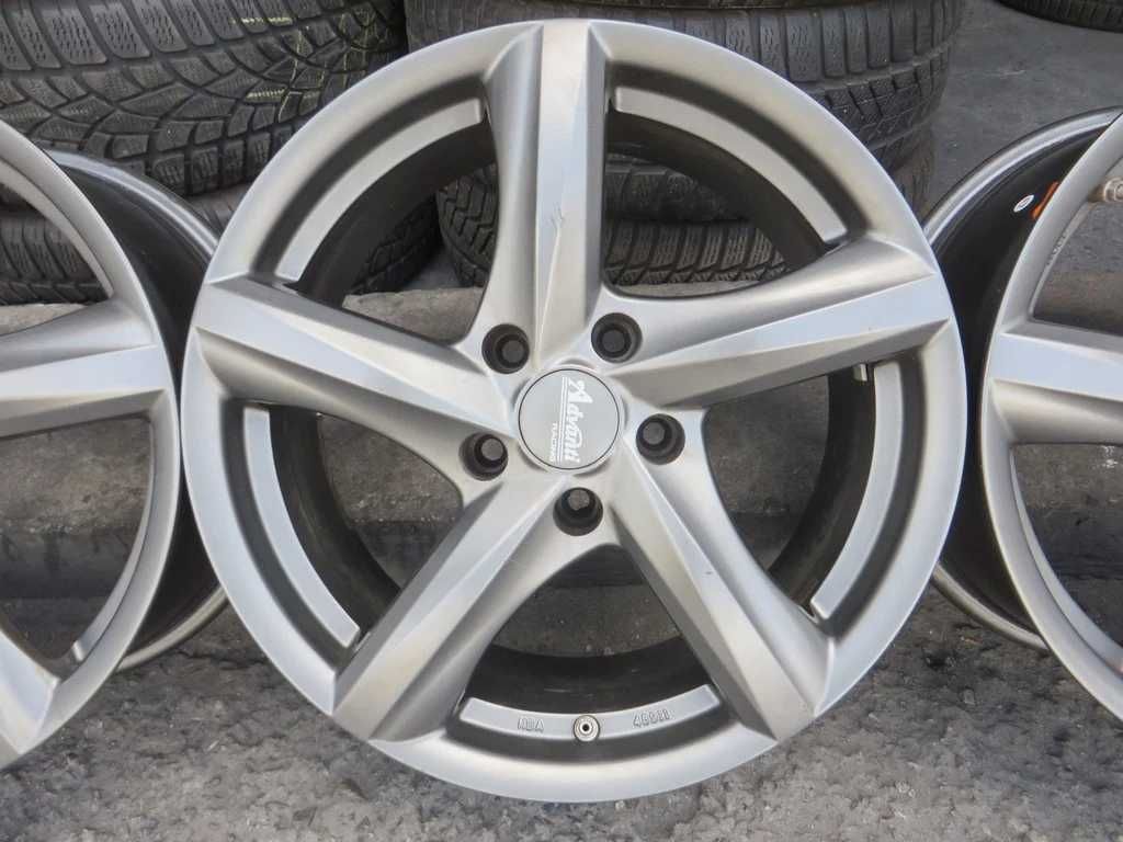 Advanti Racing R17 7.5J 5X114.3 ET40 Dia72.6-67.1 Привезені з Німечини