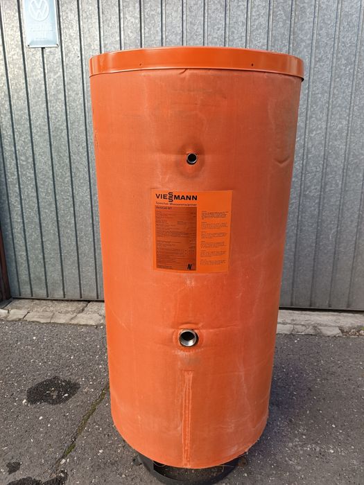 Bojler 160L Viessmann pionowy ocieplony ze stali nierdzewnej grzałka