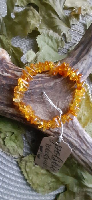 Brazoleta z bursztynu