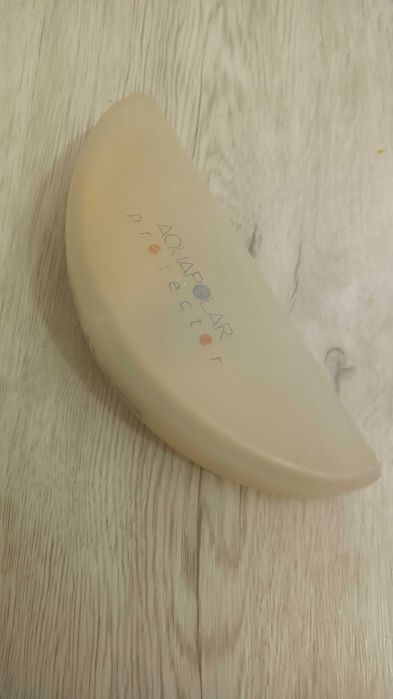 twarde etui na okulary