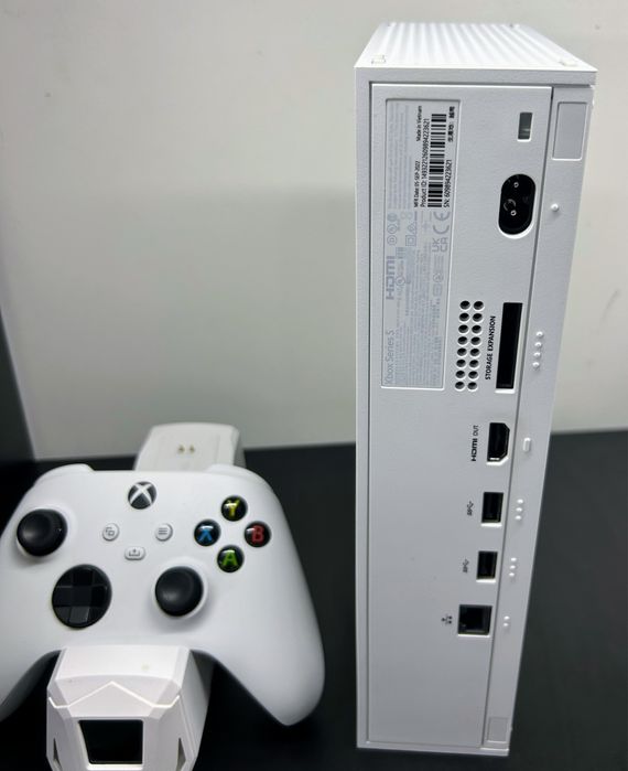 Продам Xbox Series S ( ідеал)
