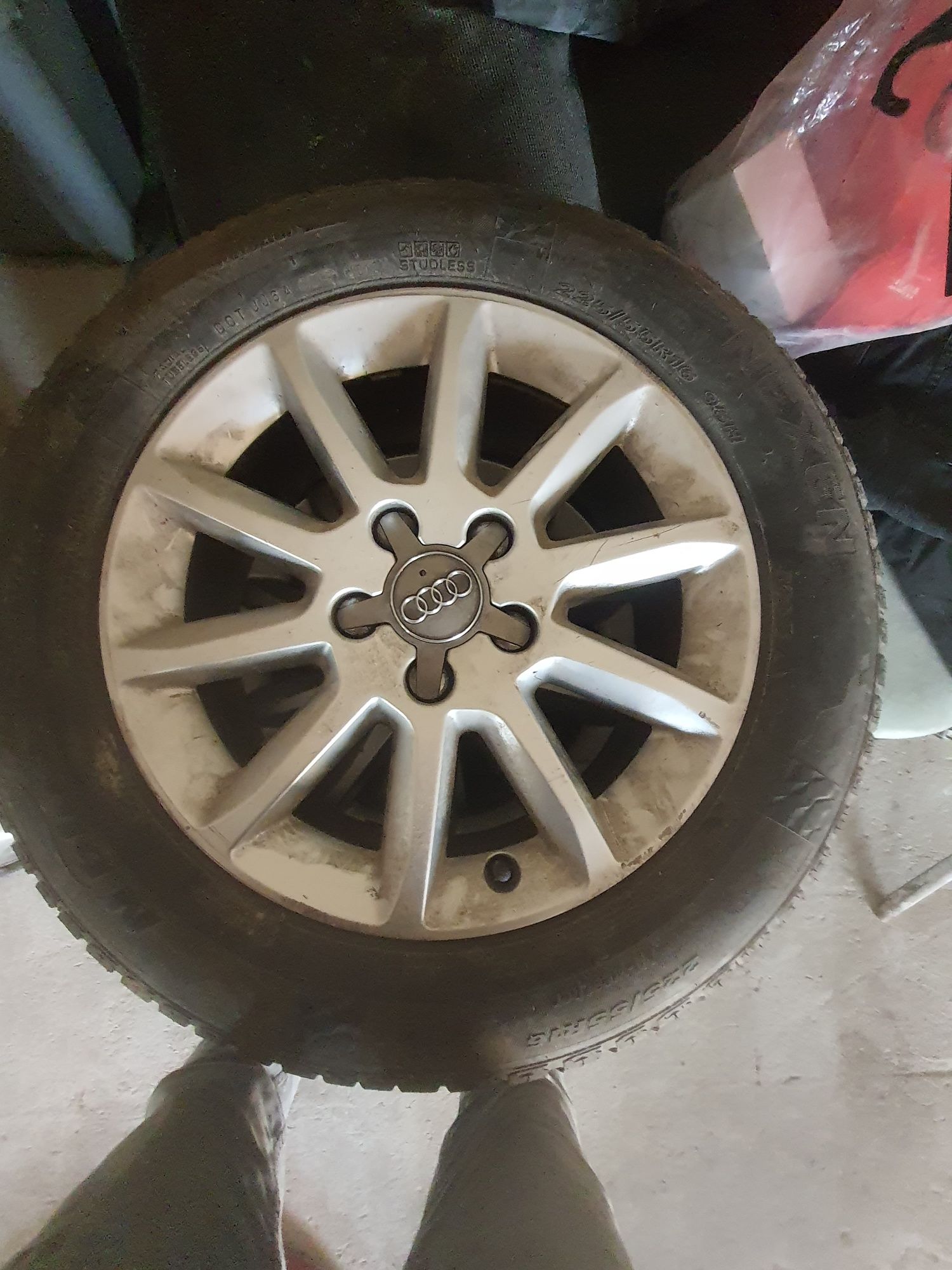 Felgi z oponami 16 5x112 oryg od a4 b8
