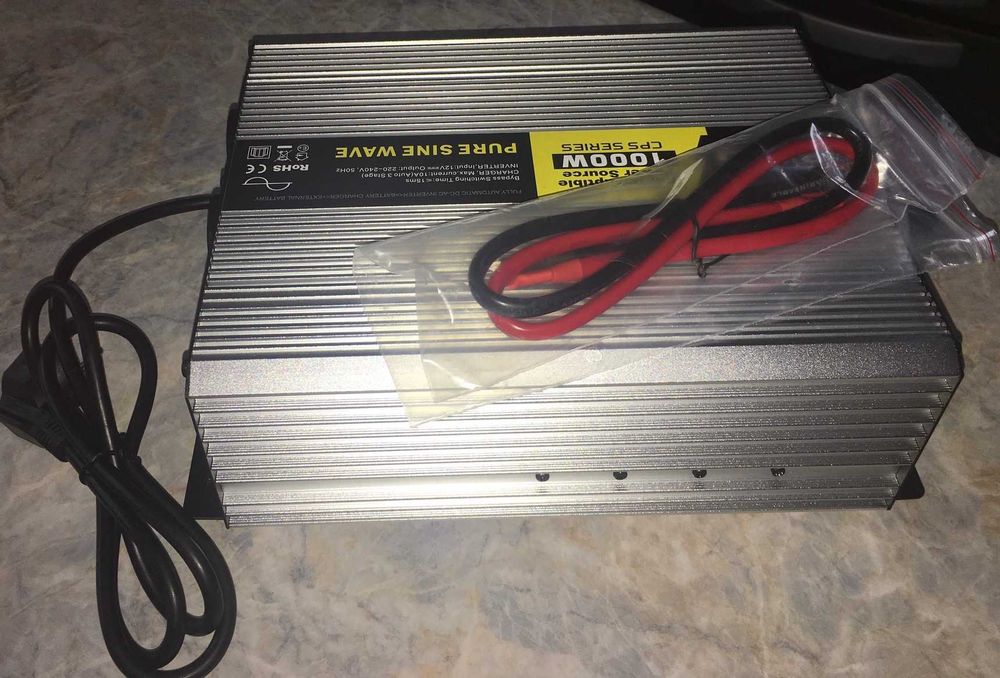 Інвертор ДБЖ/UPS синусоїда 1000/2000Вт