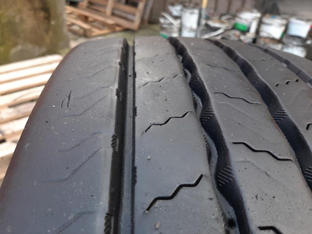 Opona używana ciężarowa 305/70R19.5 CONTINENTAL CONTI 480zł C2342