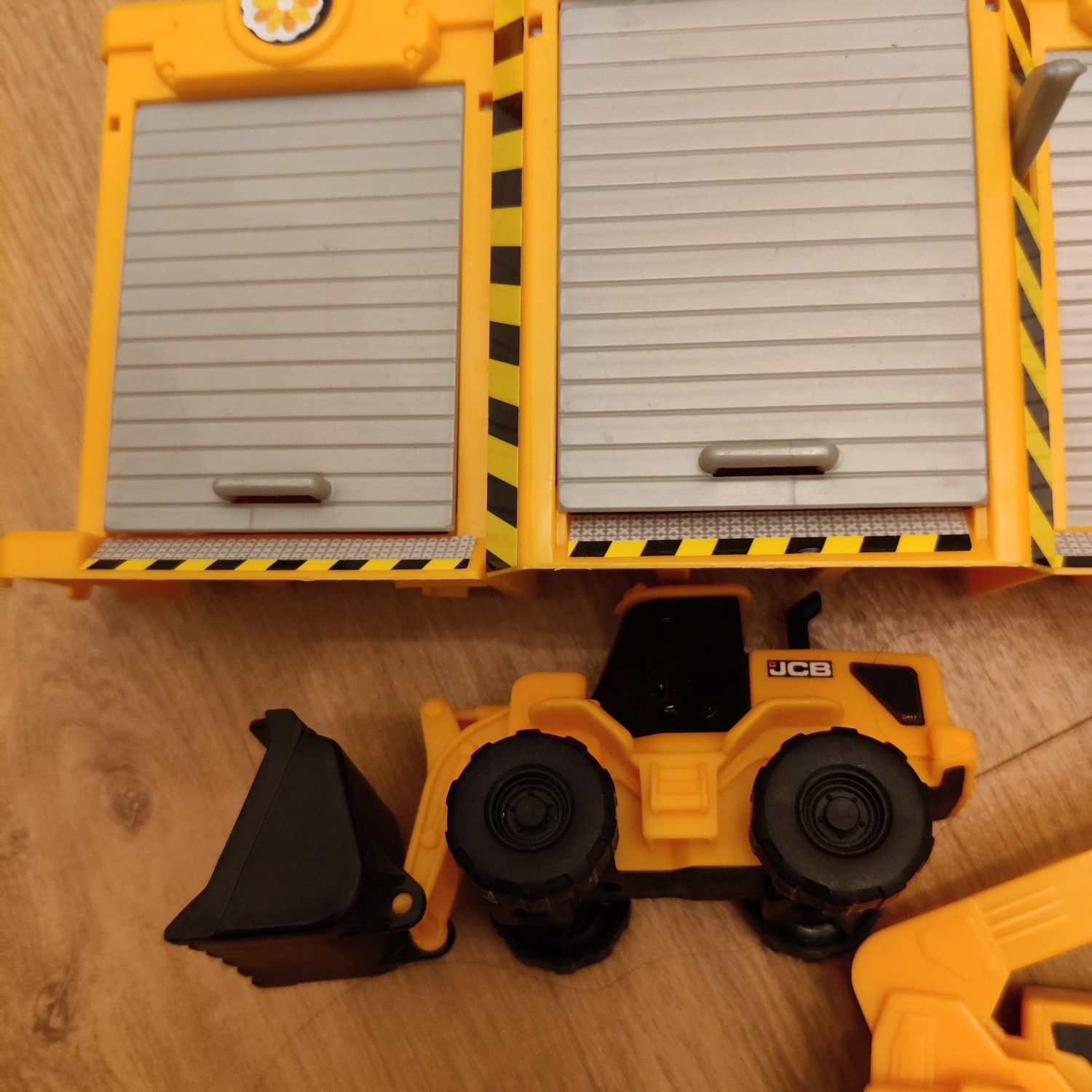 Garaż JCB zestaw z samochodami