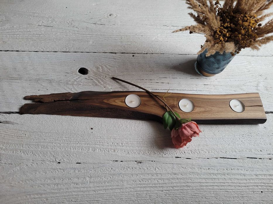 Świecznik orzech włoski handmade