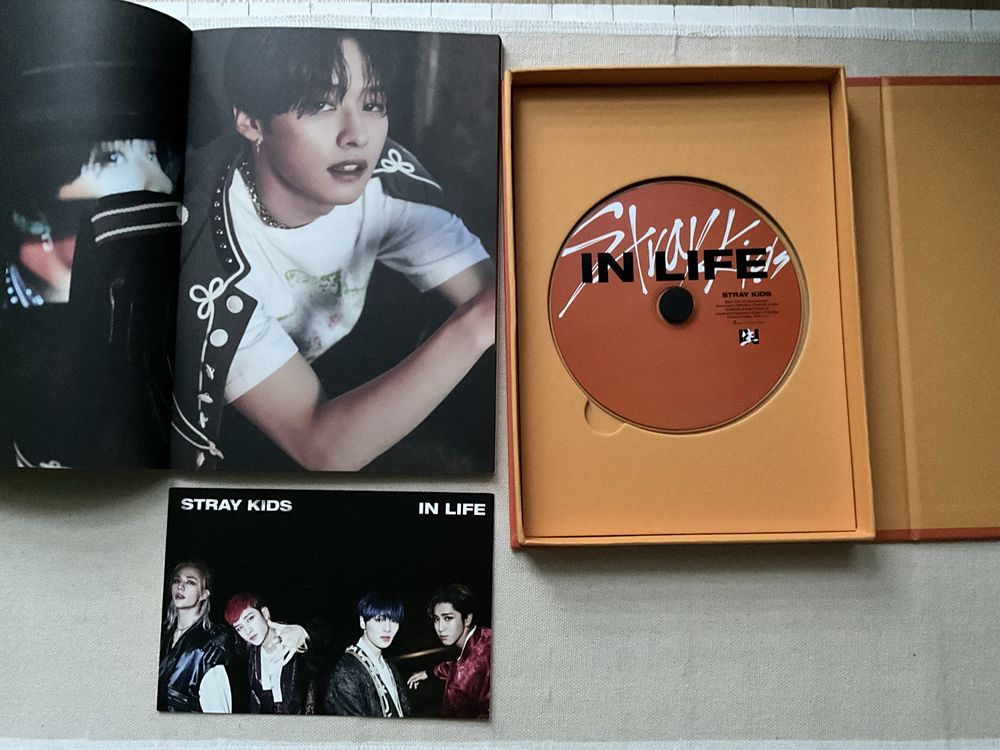Album Stray Kids IN生 (IN life) Standard Ver A (pomarańczowa)