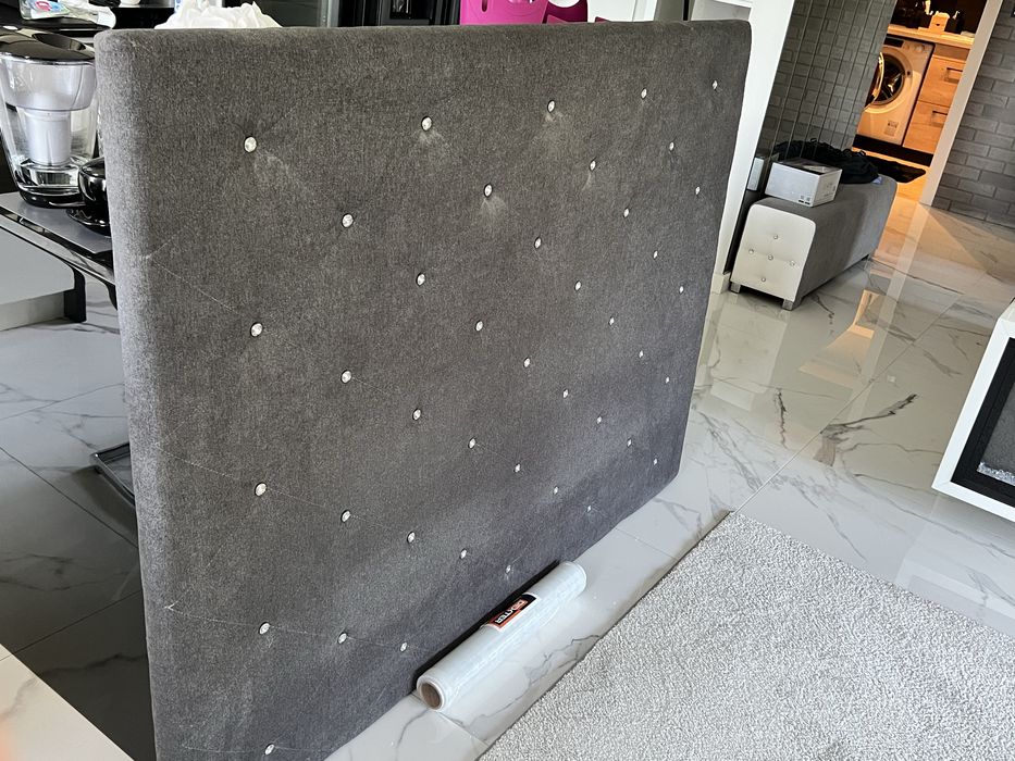 Wezgłowie tapicerowane glamour