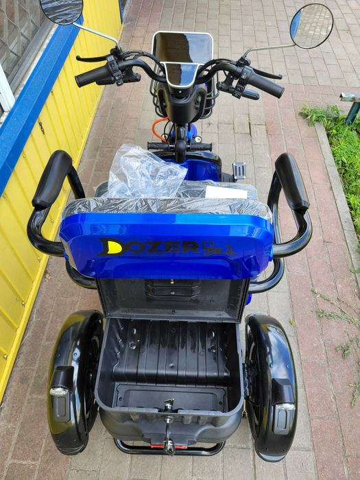 Трицикл електричний DOZER Model 4Е 800Вт