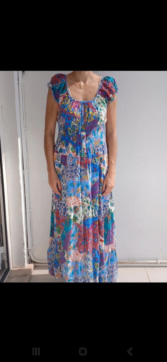 Vestido colorido