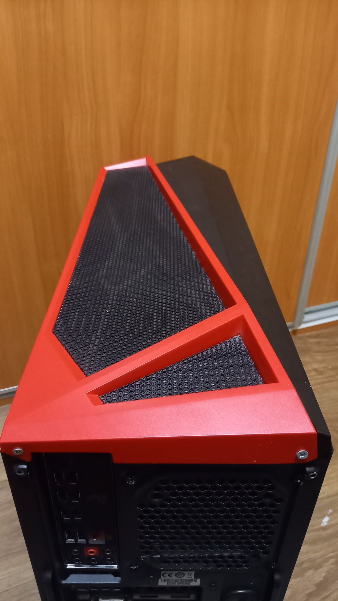 Komputer Gamingowy FX-8120 8cor, XFX Radeon R9 390P 8gb ddr5, Ram 16gb