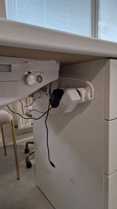 Biurko do Manicure z pochłaniaczem Afinia