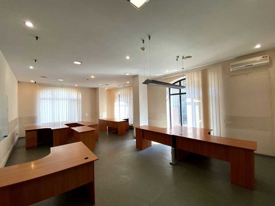 Без %! Продажа отдельно стоящего здания на Подоле (3000 кв.м.)