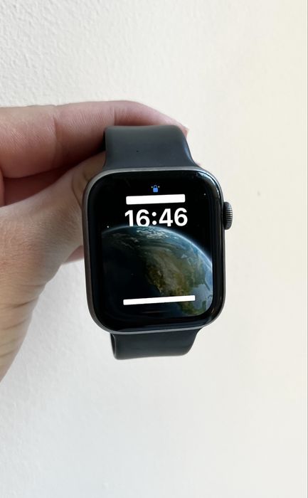 Apple Watch 5 series  44-mm