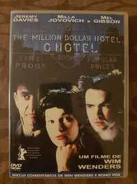 The million dollar hotel. Wim Wenders baseado numa história de Bono U2