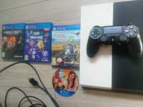 Konsola PS 4 pady + 4 gry stan B.dobry