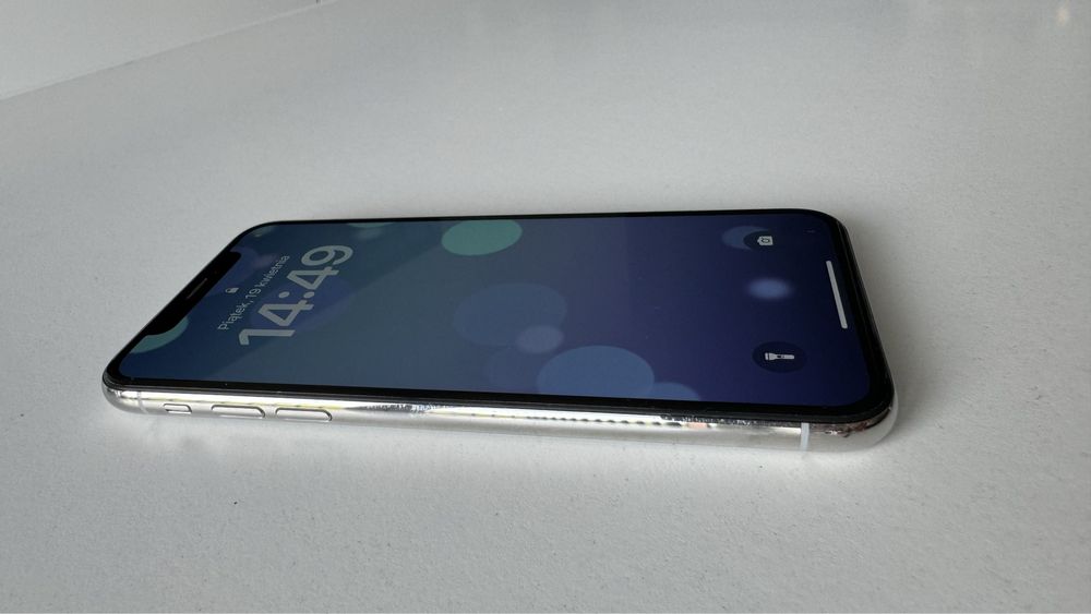 iPhone XS silver 64gb
