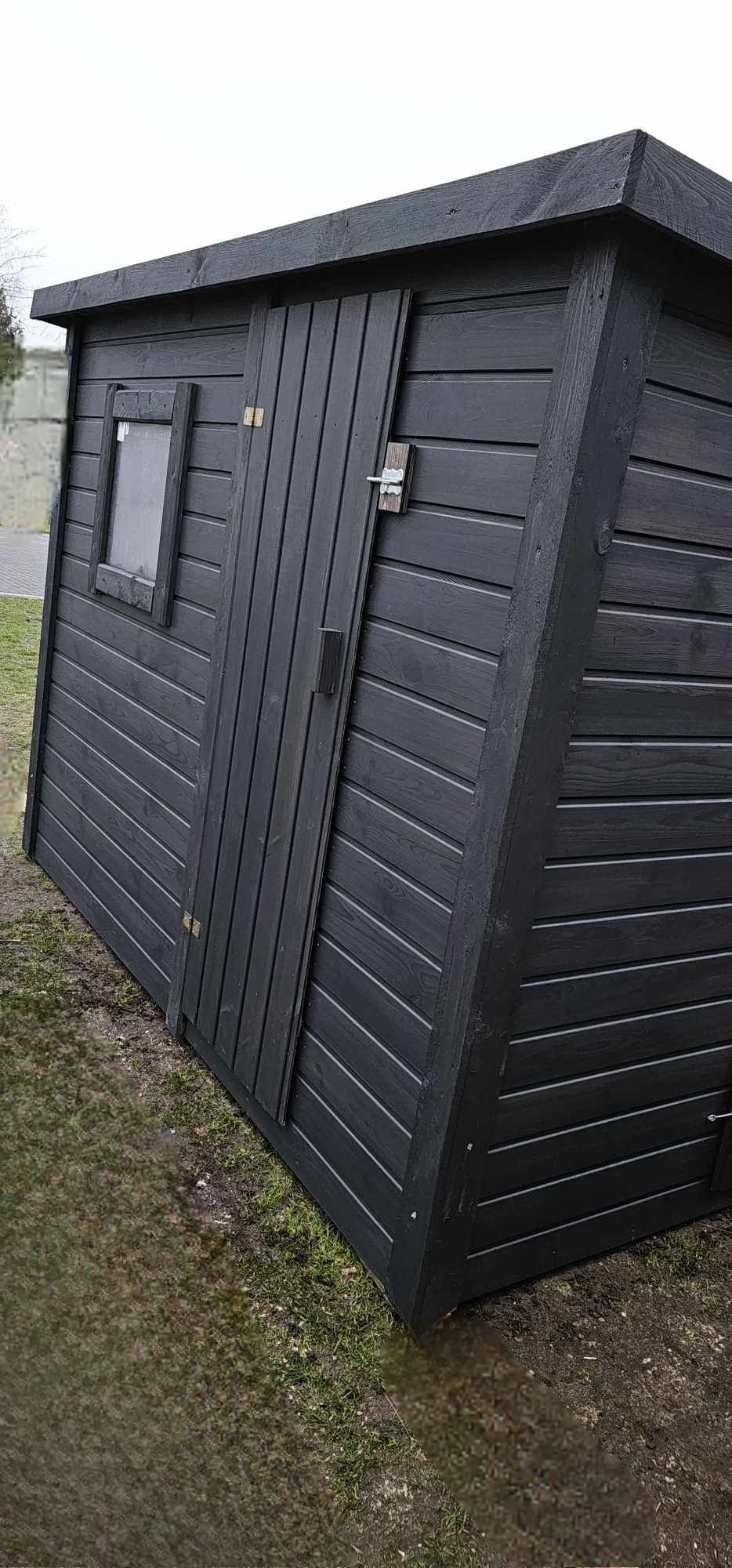 Budka  drewniana dla ptaków