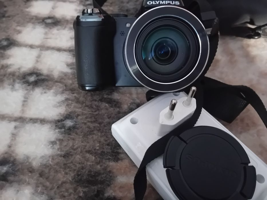 Nie używany aparat fot.i nowa kamerka sam.nawet nie rozpakowana