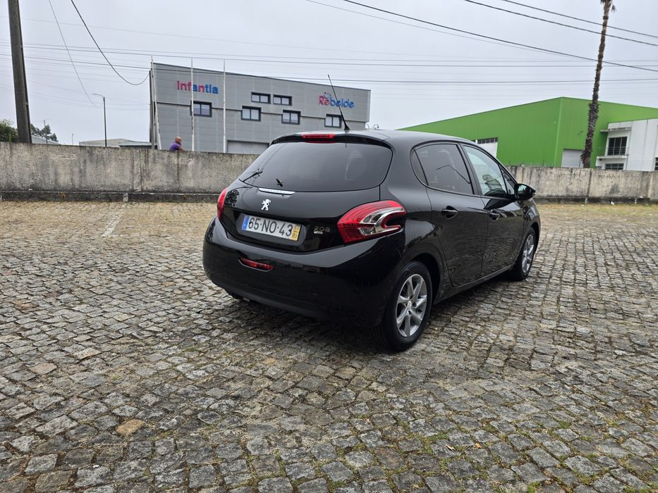 Peugeot 208 1.6 Hdi Comercial
