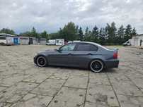 BMW E90 318i 2005r