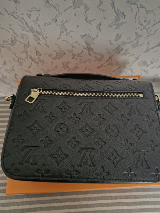 Сумка  женская  Louis Vuitton 25cм