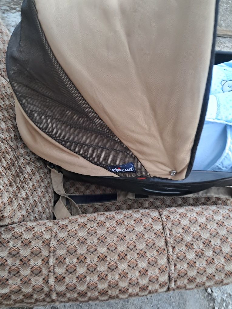 Alcofa para bebe creme da chicco