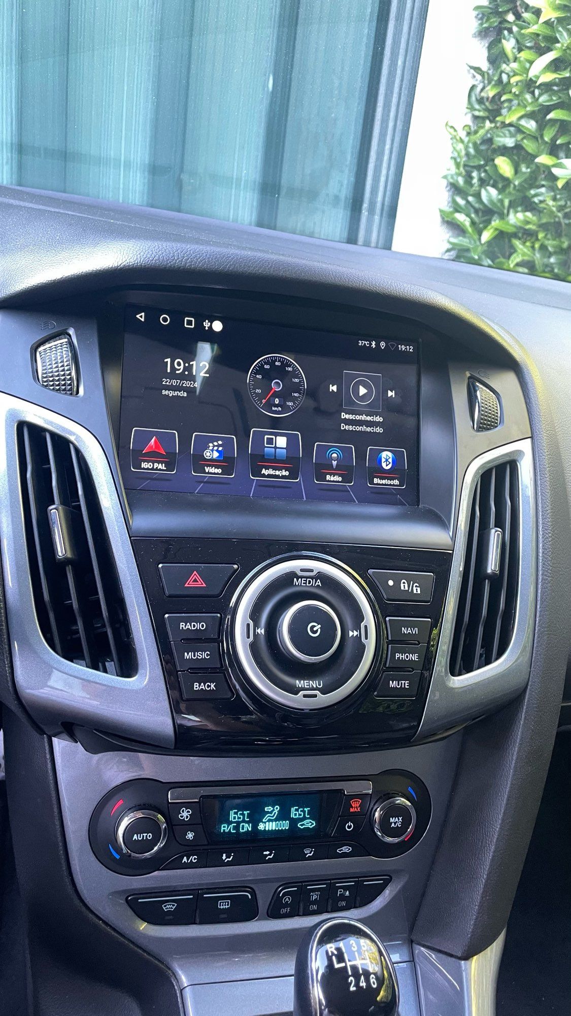 Rádio Android  9" Ford Focus 3 CARPLAY 8-core 4/64GB GPS WIFI 4G Novo