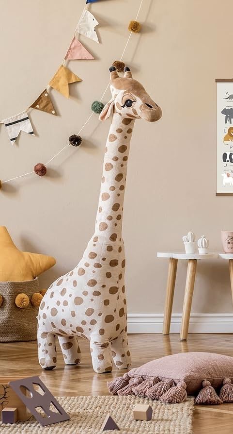 Жираф від H&M