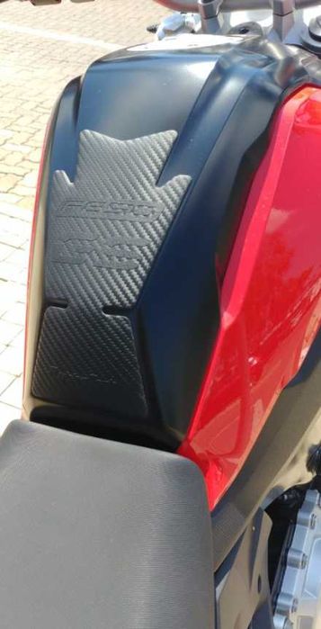 Tank pads Rubbatech para modelos BMW