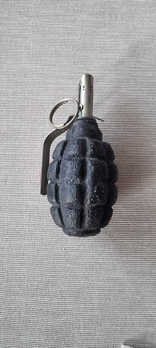 Uzgam szyszka granat cwiczebny