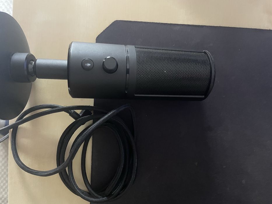 Microfone Razer Siren X