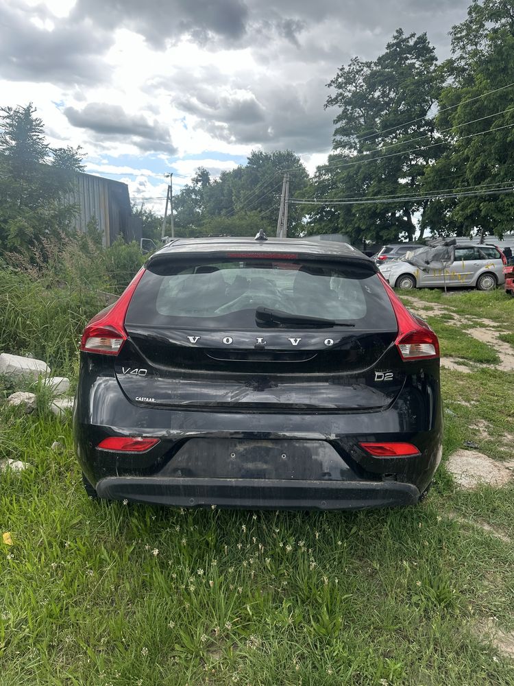 Volvo V40 D2 2017 Дизель