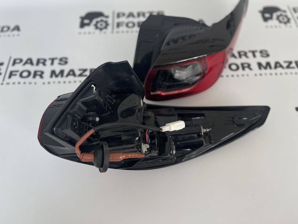 Фонари, стопы в крыло и крышку Mazda CX5 2022 2023 CX30 CX9 3 6