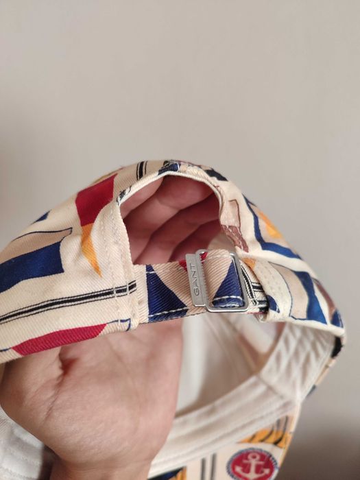 Boné original da GANT Desconto de 50%