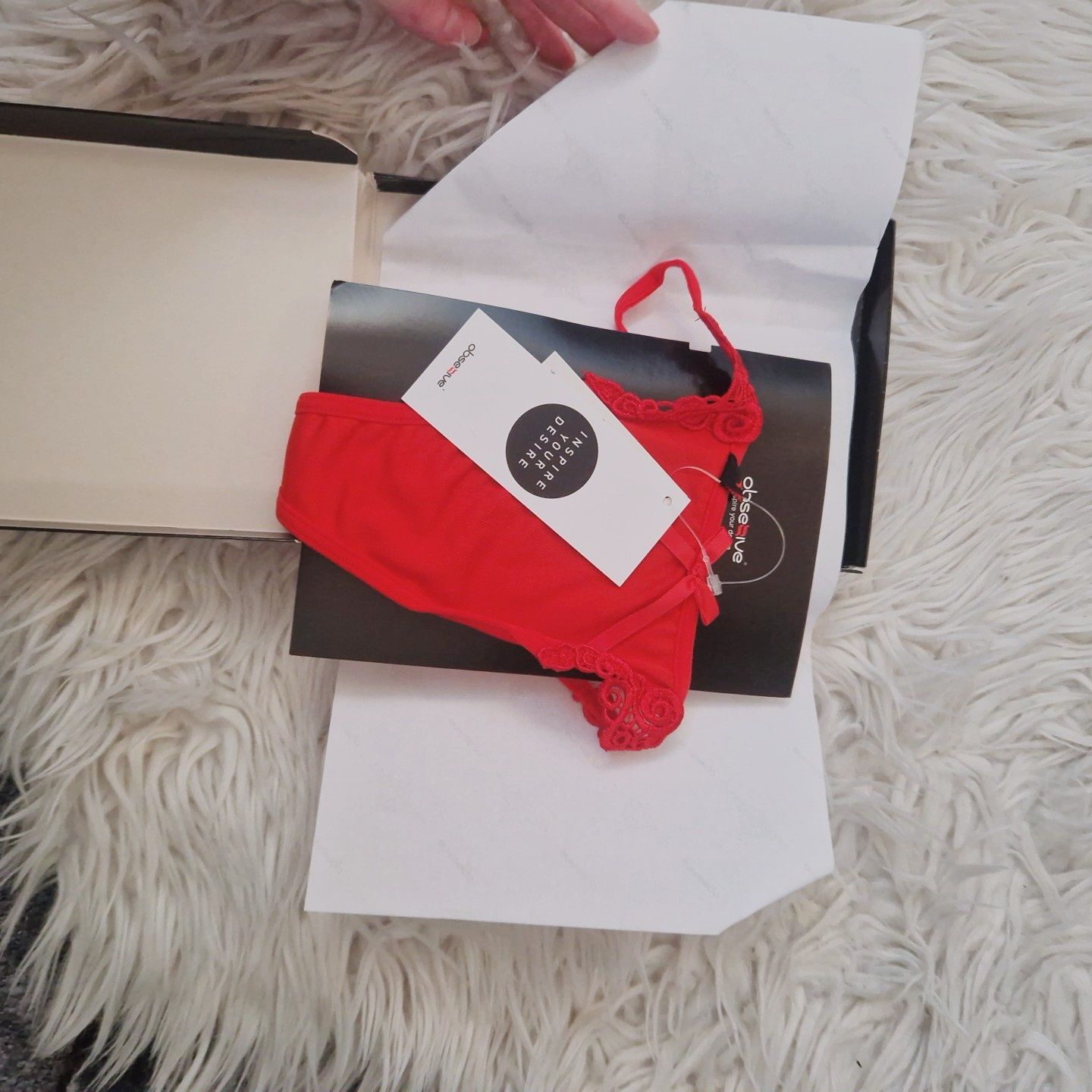Nowe sexi stringi majtki czerwone z koronką  Obsesive S/M