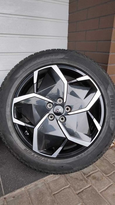 Koła 19" Hyundai Santa Fe IONIQ 5 5x114,3 opony zima 235/55/19(OL2000)