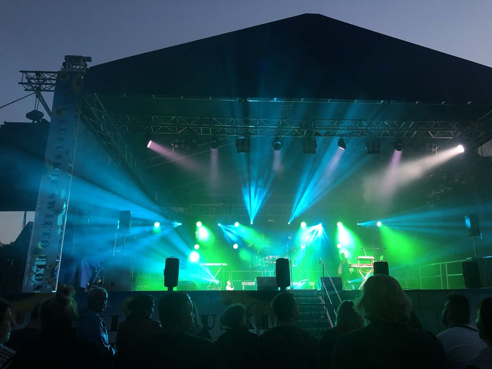 Scena, dźwięk, światło, ekran led , wynajem + obsługa