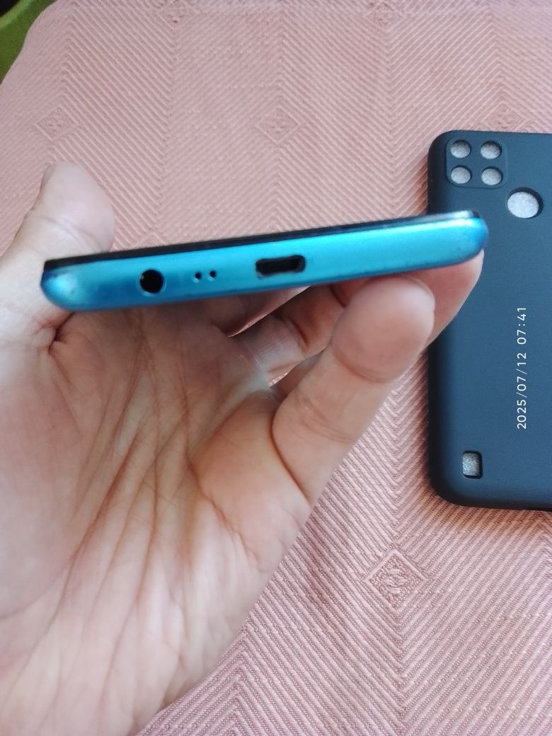 Realme c25y (пам'ять 4/128)