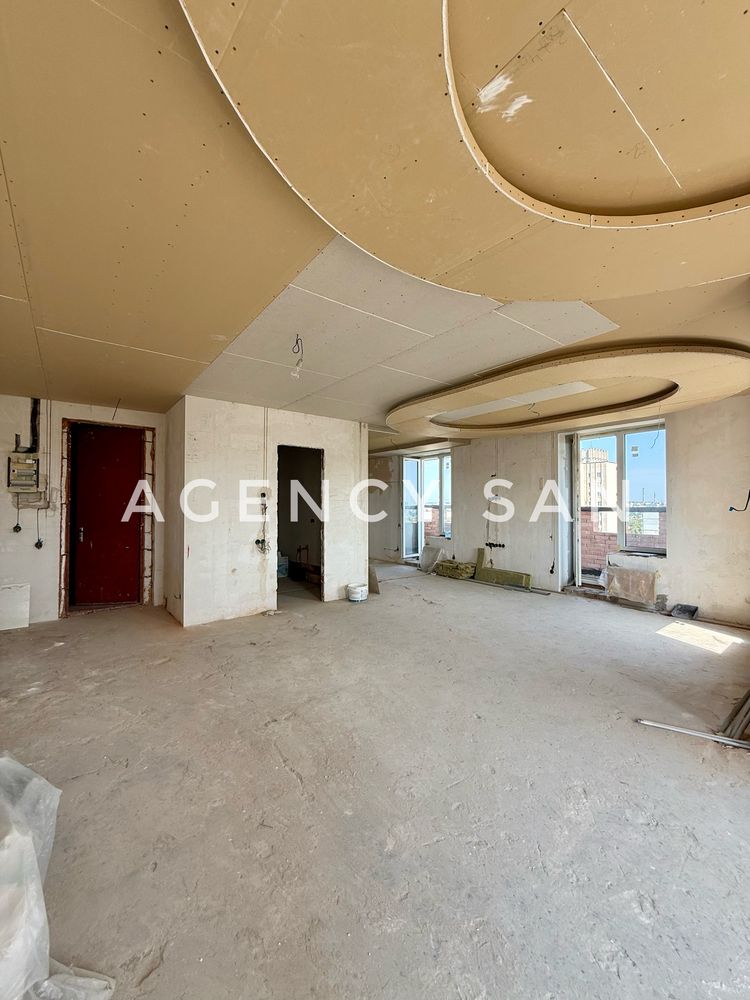 Продаж 1 квартири в Центрі 62м2