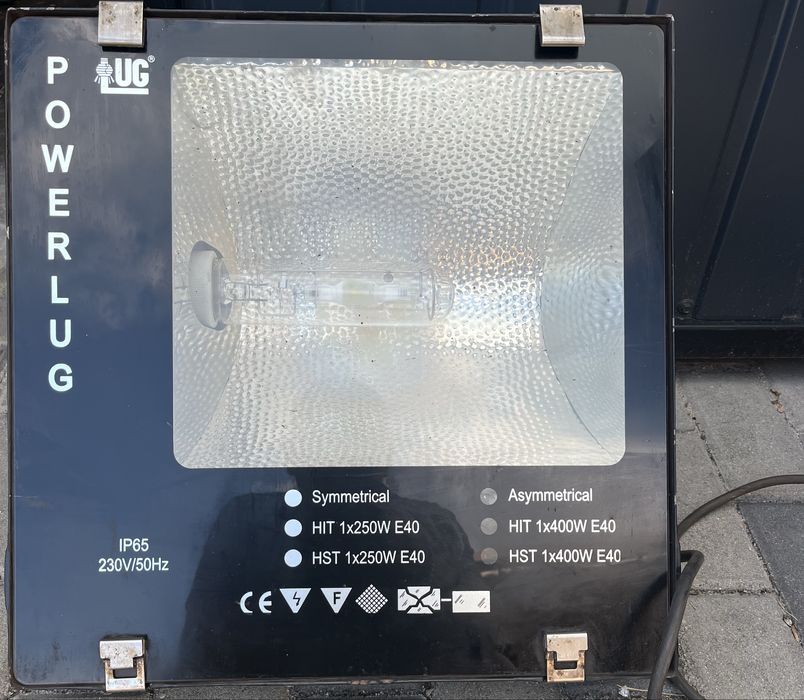 Naswietlacz powerlug